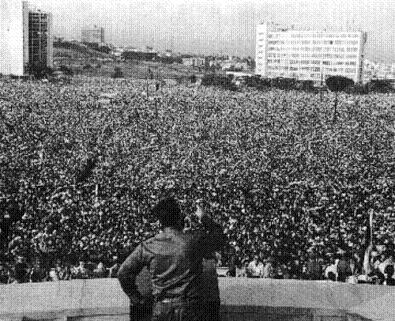 fidelplazarevolucion.jpg