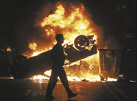 burning_car.jpg burning_car.jpg