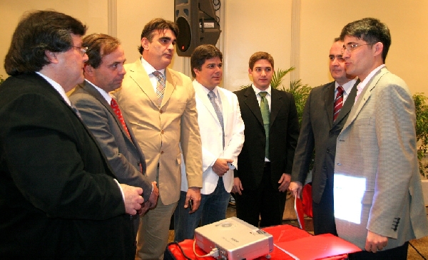 haiman_con_empresarios.jpg