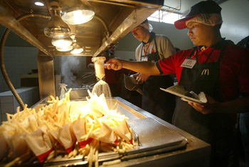 peru_sismo_mcDonalds_ayuda