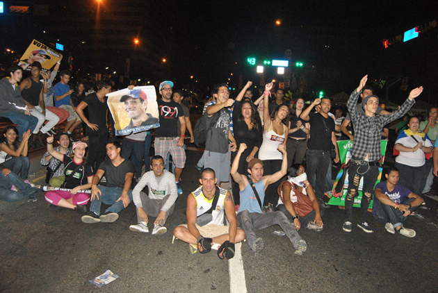 11protestaalta630lds
